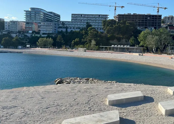 Abyss New Apartment Near The Best Beach With Private Garage