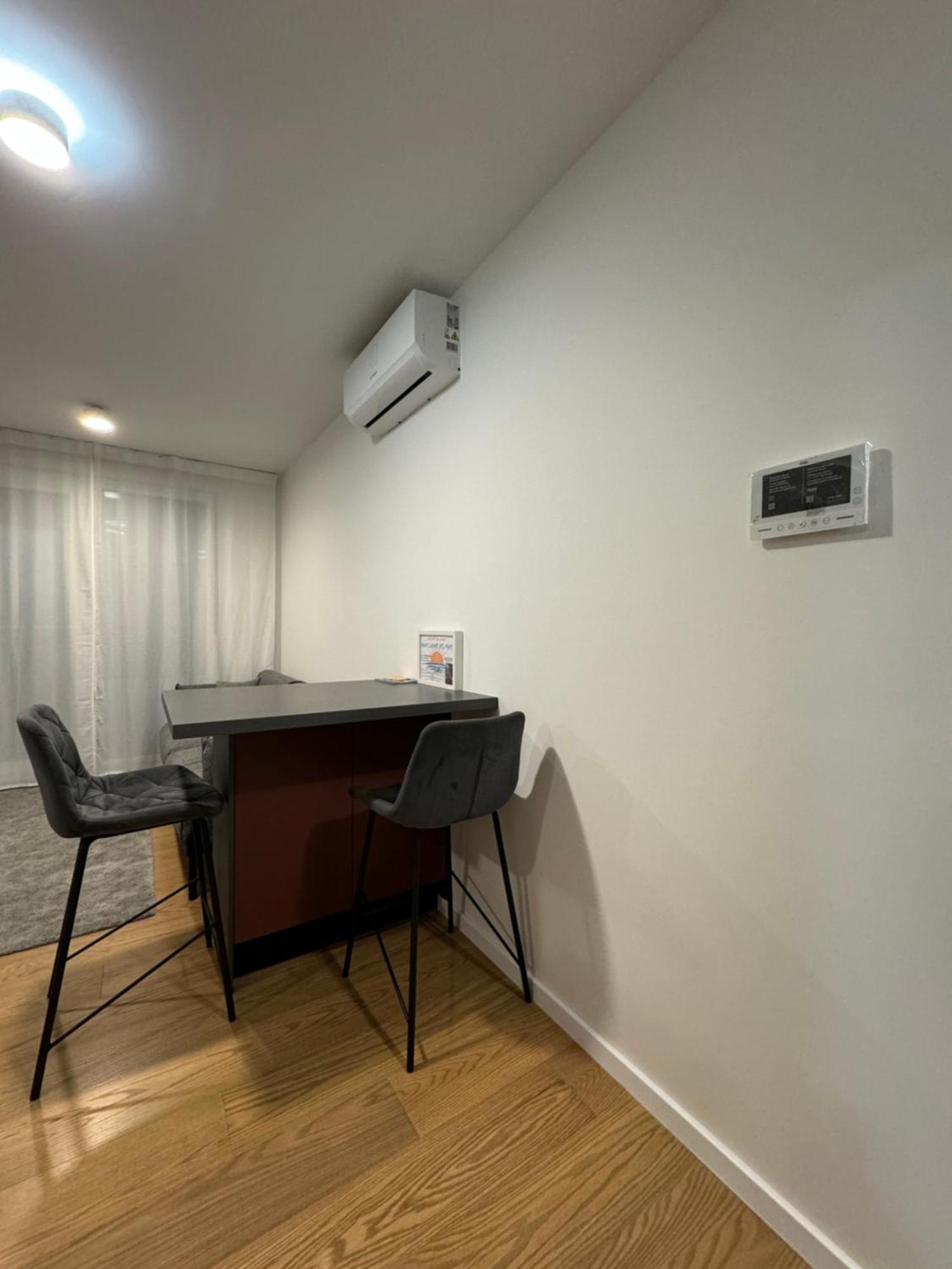 Abyss New Near The With Private Garage Apartmán